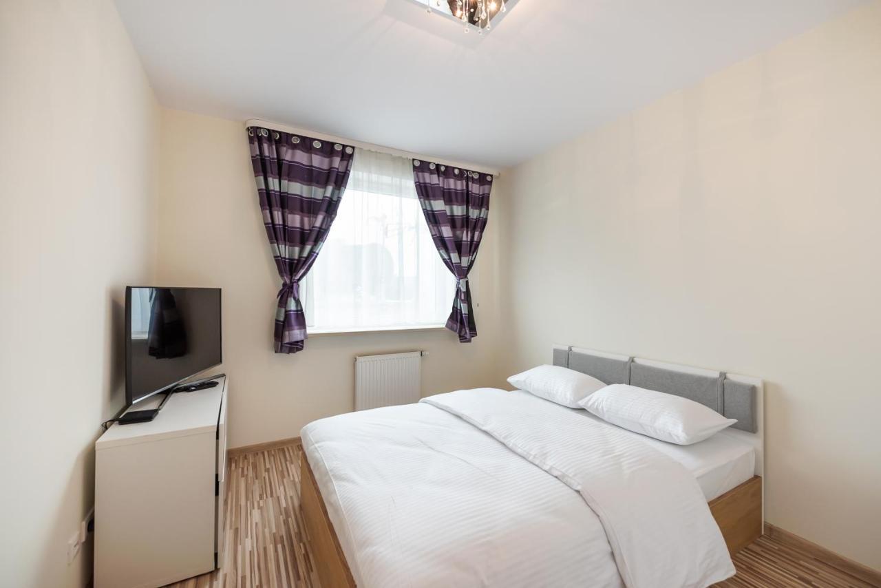 Metro Kondratowicza Spacious Apartment Varşova Dış mekan fotoğraf