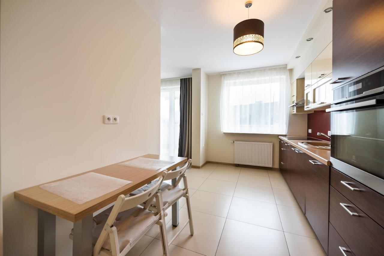 Metro Kondratowicza Spacious Apartment Varşova Dış mekan fotoğraf